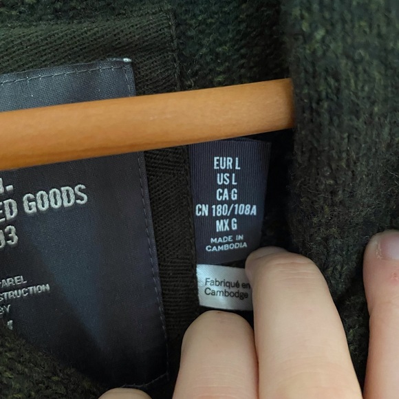 H&M sweater - Picture 4 of 4